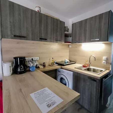Les Terres Marines Apartman