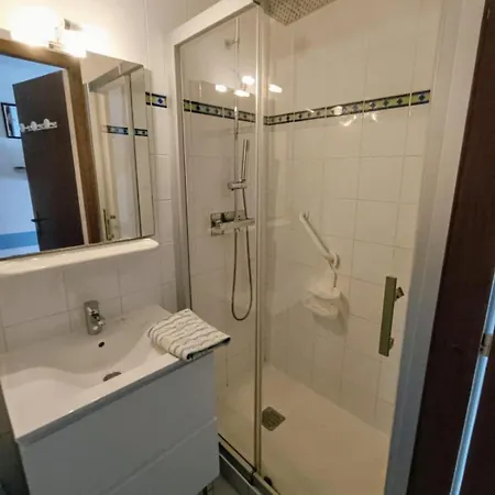 Les Terres Marines Apartman